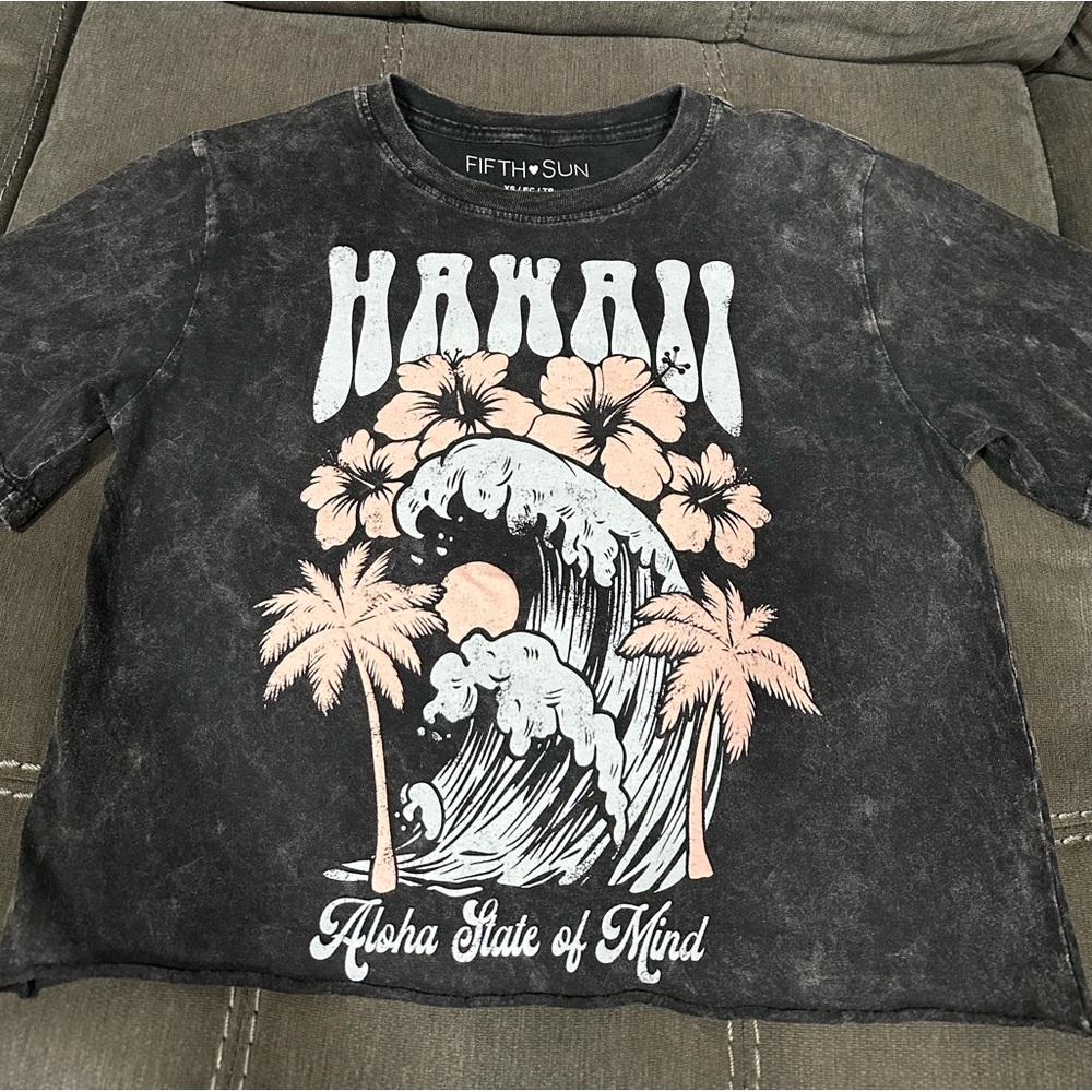Acid wash gray T-shirt